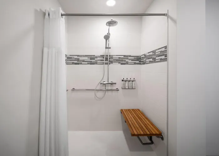 Hotel Even Downtown By Ihg 4*