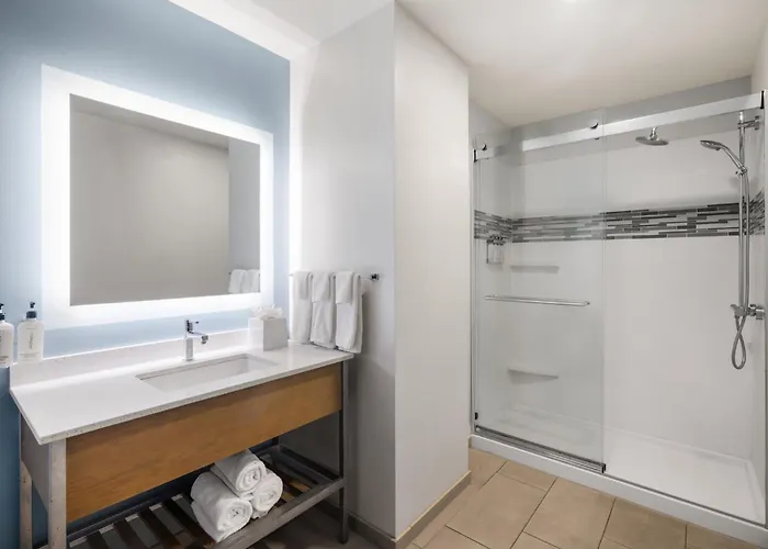 Hotel Even Downtown By Ihg Pittsburgh