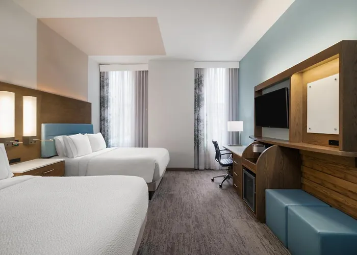 Even Downtown By Ihg