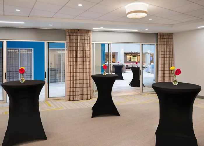 Even Downtown By Ihg Pittsburgh