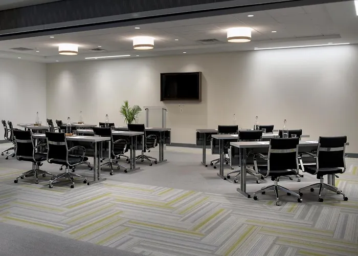 Hotel Even Downtown By Ihg Pittsburgh