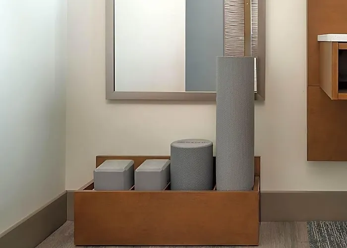 Even Downtown By Ihg 4*