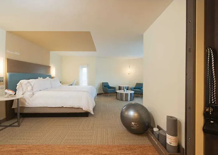 Hotel Even Downtown By Ihg 4*